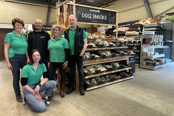 Bert Janssen Diervoeders viert 90-jarig jubileum