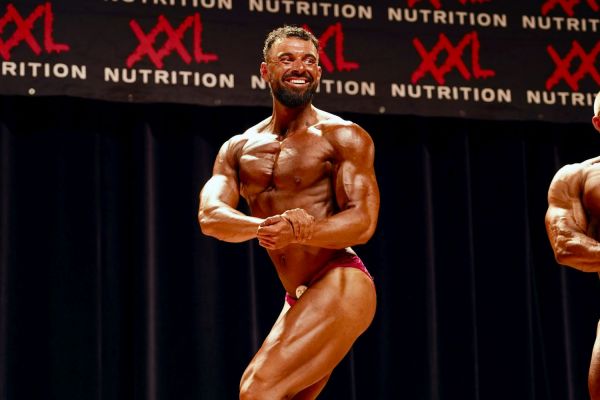 Dolf van Dinter deelnemer van NK bodybuilding