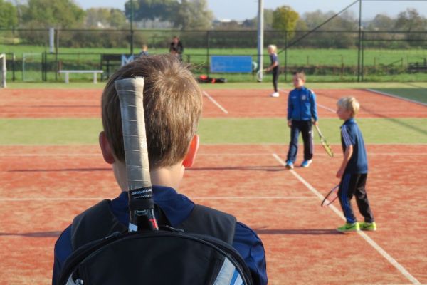 Tennisvereniging Sambeek bestaat vijftig jaar