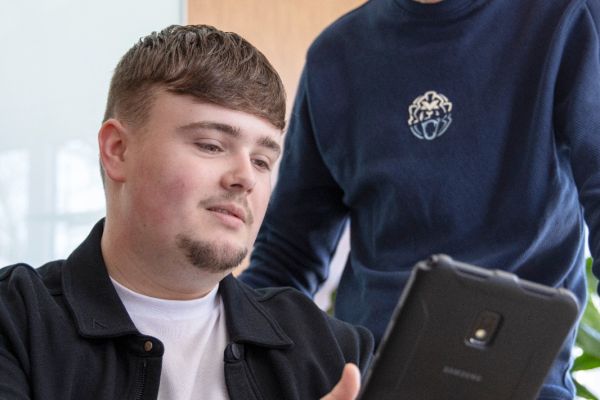 Korte lijnen en duidelijke ICT-oplossingen