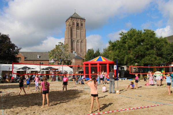 Saamhorigheid en verbroedering binnen het dorp