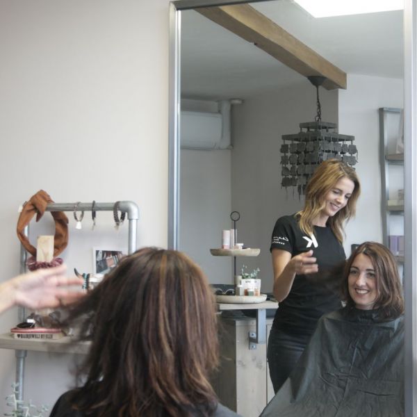 Professionele salon in een mooi ambiance!