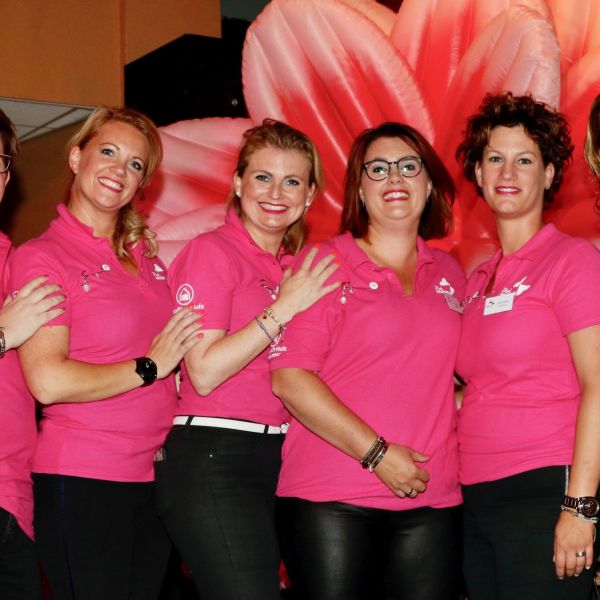 Pinkmama ondersteunt lotgenoten