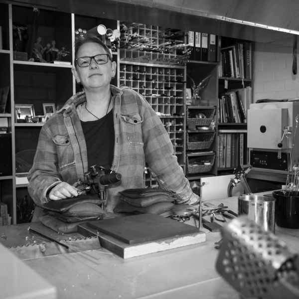 Glaskunstenares Jacky Geurts