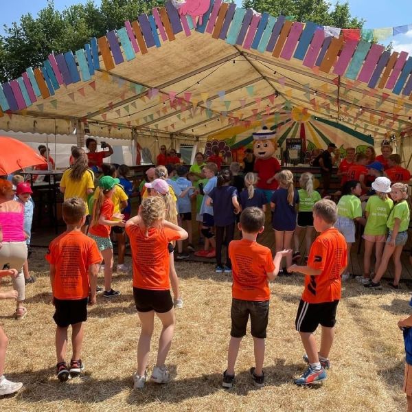 Sportiviteit en gezelligheid als rode draad.