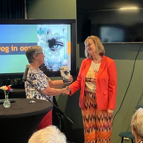 Oog in oog’; nieuwe thriller van Anita Kroef