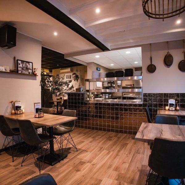 Brasserie de Kookdoom heropend: nieuwe stijl, nieuwe kaart