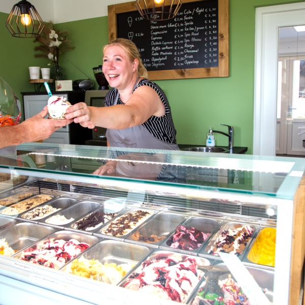 IJsboerderij Foxhill is weer geopend!