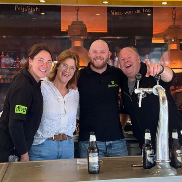 Een feest van generaties bij Café Hopmans