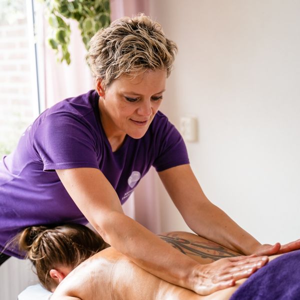 REVIEW: Massage Onderweg