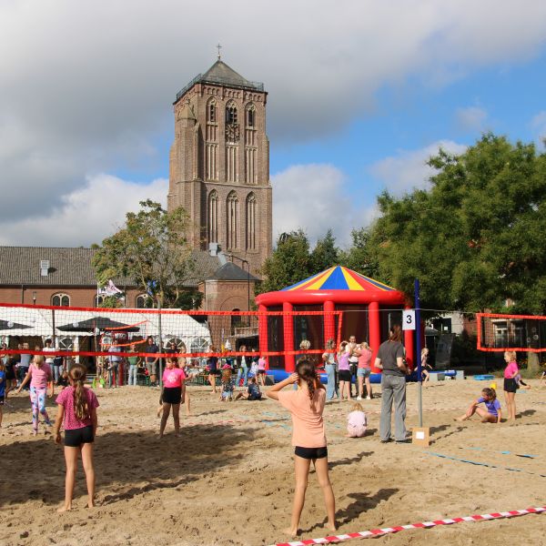 Saamhorigheid en verbroedering binnen het dorp
