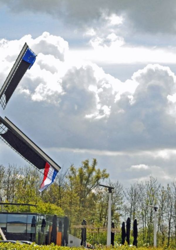 De Thornsche Molen, volop in beweging