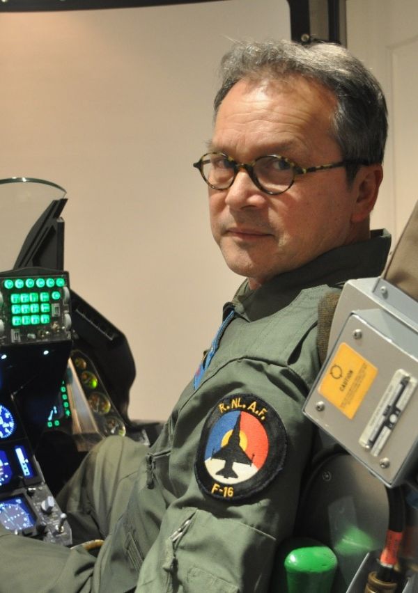Felix Gayet bouwde zijn eigen F-16