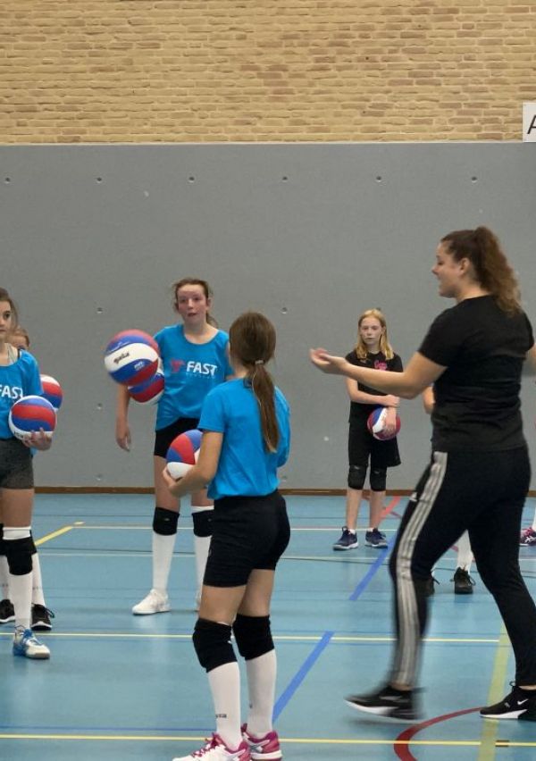 FAST Academy dé volleybalschool voor de regio
