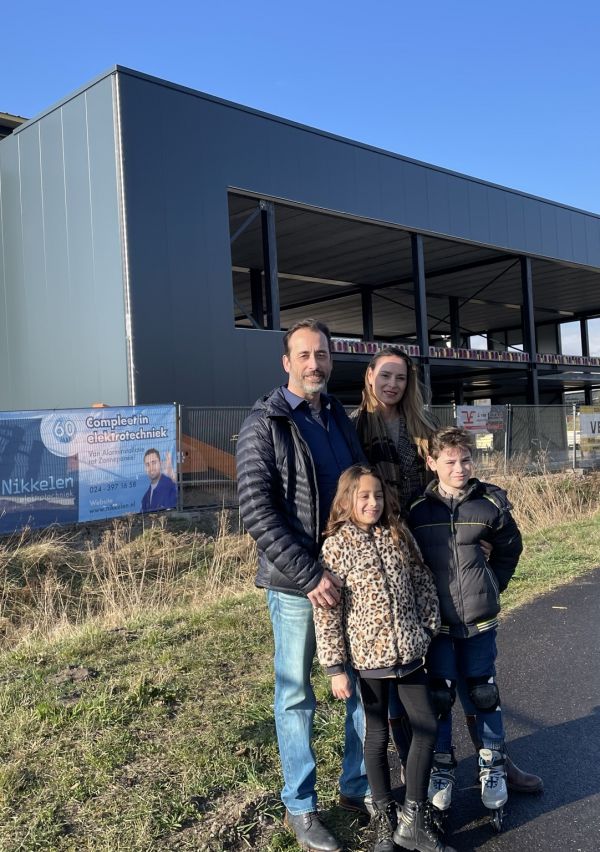 De bouw loopt voortvarend