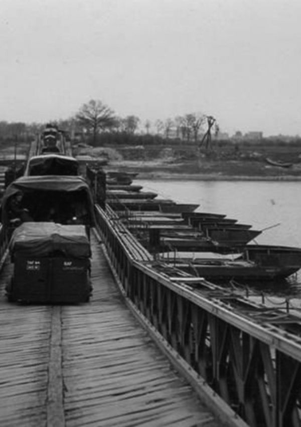 Twee monumenten voor één gigantische brug