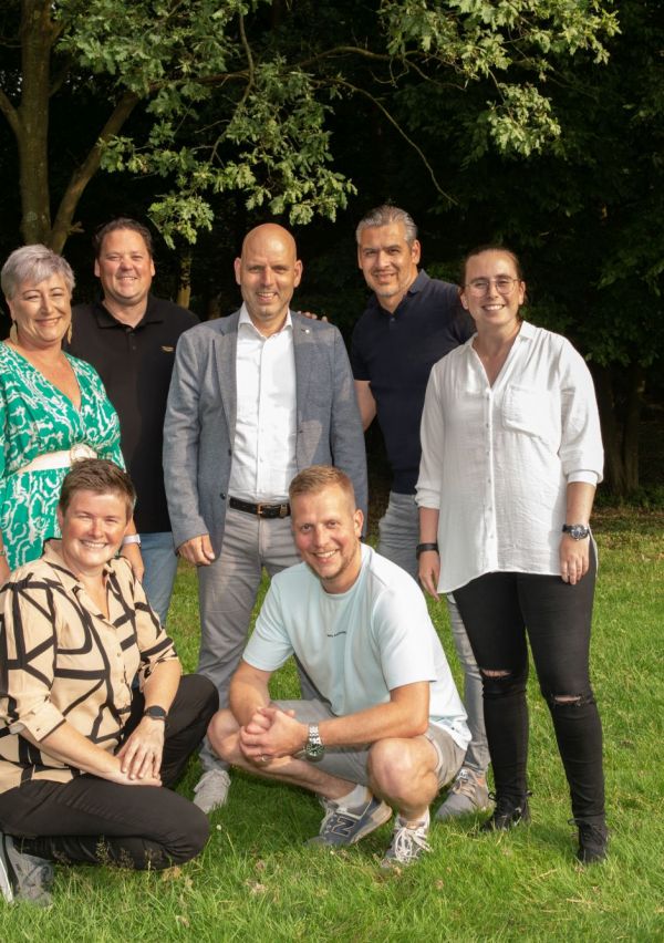 Springlevend Vitesse’08 barst van ambities