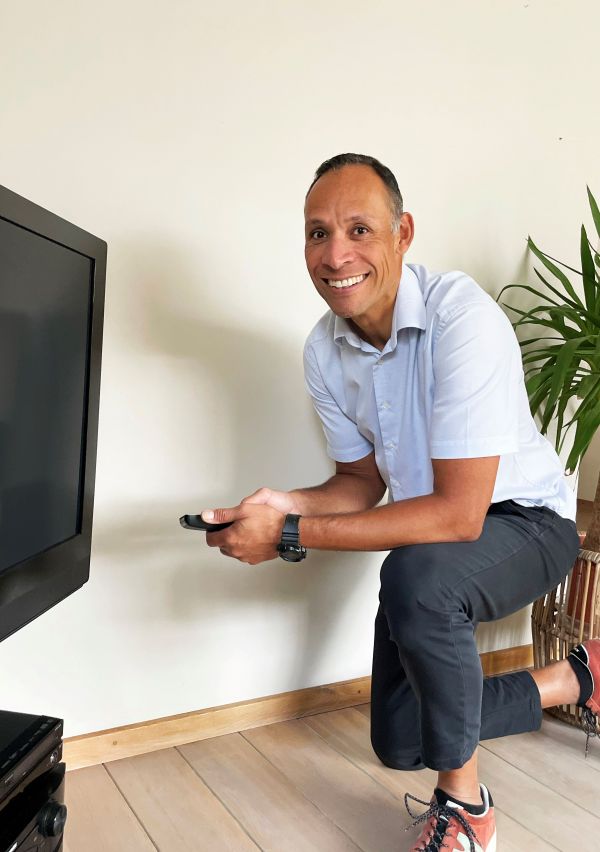 Maatwerk op het gebied van TV, audio en Wifi