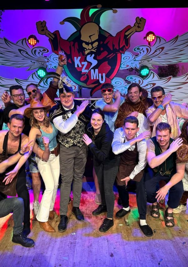 66 jaar carnaval in Overasselt