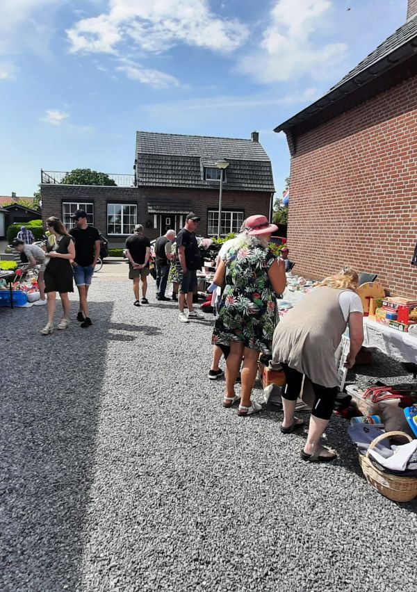Bergse Garagesale met Pinksteren 1