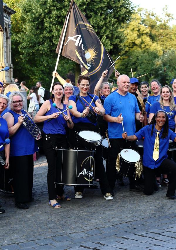 Internationaal Sambafestival kleurt centrum Groesbeek