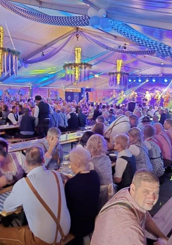Van tuinfeestje tot Tiroler spektakel