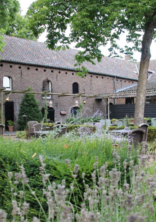 Hier is iedereen van harte Well-kom! 2