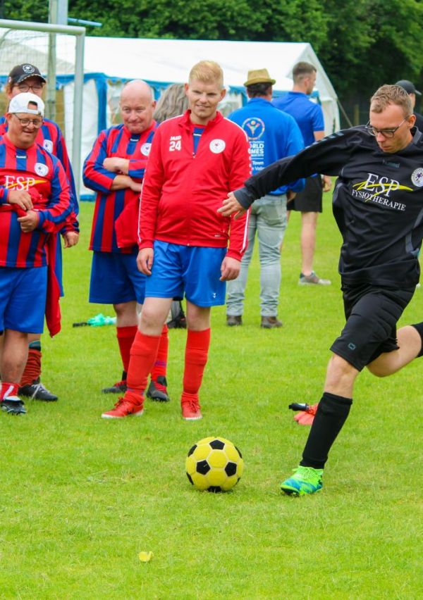 Coaches on Tour bracht profbeleving naar Heijen 2