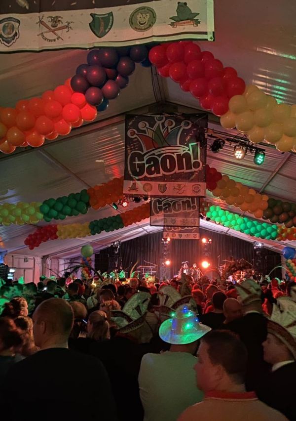 Carnavalsseizoen knalt los in Milsbeek