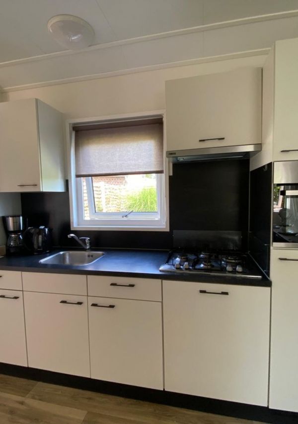 Chalet te koop aan de Kraaijenbergse Plassen 3