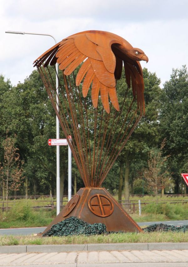 Joshua Pennings maakt indrukwekkende sculpturen 4