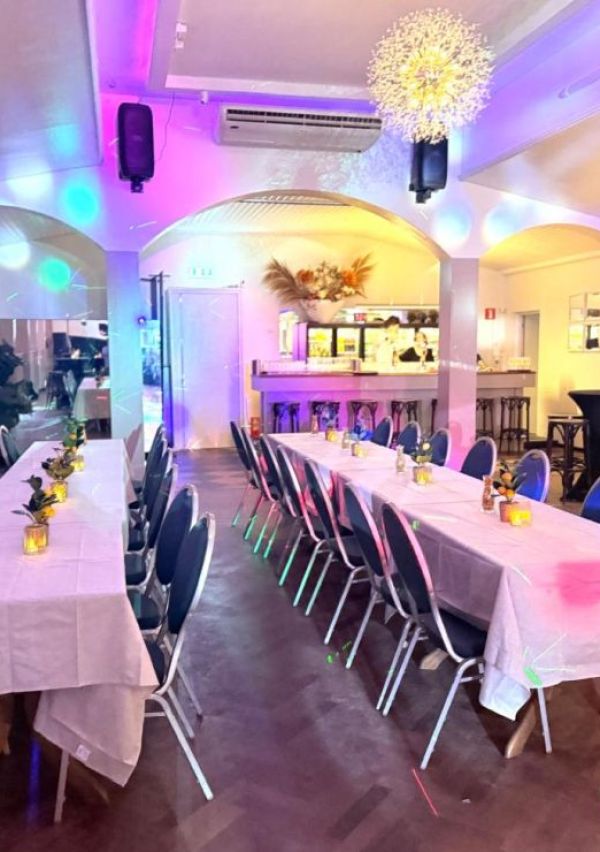 Zaal Wilhelmina bruist weer