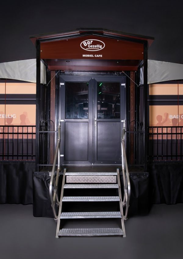 Bar Gezellig: een mobiele kroeg uit Milsbeek! 1