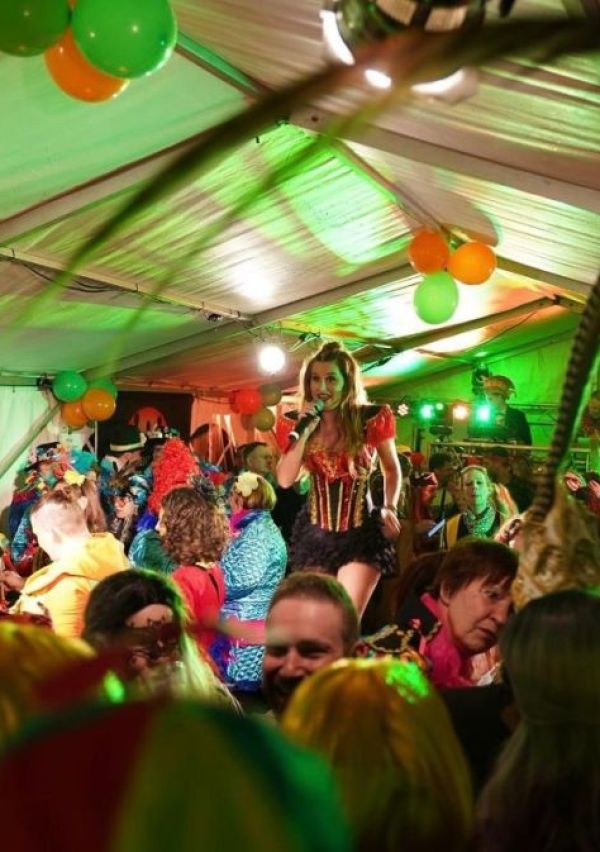 66 jaar carnaval, traditie en Heijense gezelligheid 1