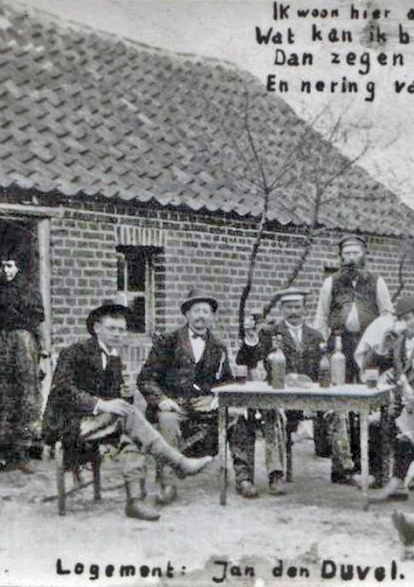 Toneelvereniging “De Buunspeulers” speelt “Jan den Duvel” 1