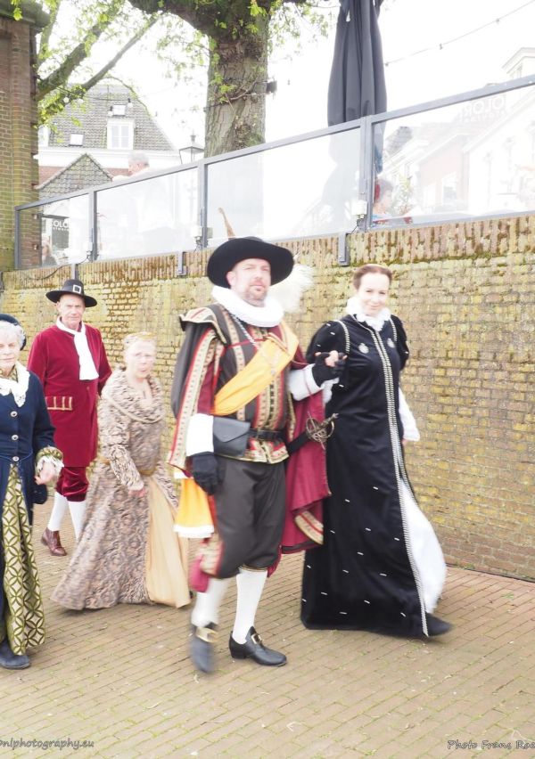 Historische kleding Grave 1