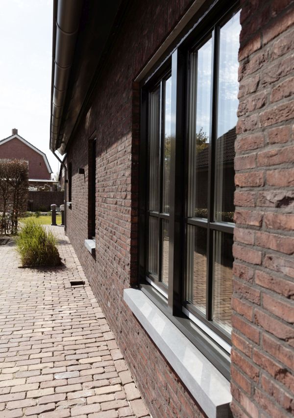 Roeloffs Bouwbedrijf Mook B.V., 100 jaar vakmanschap! 1