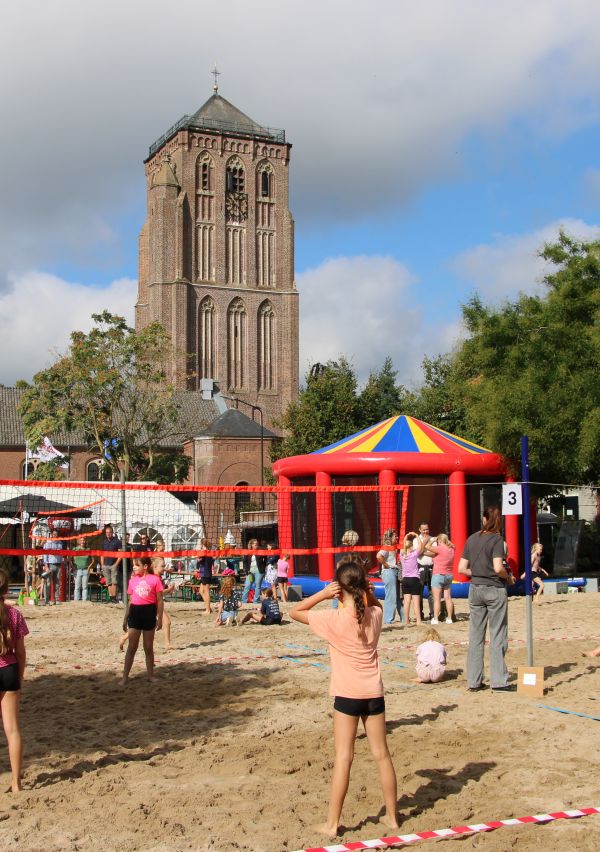 Saamhorigheid en verbroedering binnen het dorp