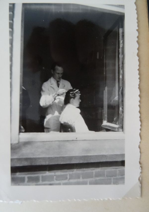 100 jaar knippen en scheren in de Spoorstraat 4